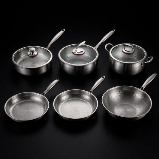 Gehamerde Titanium Keukenset met 3 Deksels (25, 28 & 30 cm)